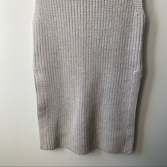 𝅺ARITZIA Wilfred Durandal Italian Wool Sleeveless Turtleneck Sweater Grey ~ XXS - Picture 4 of 12